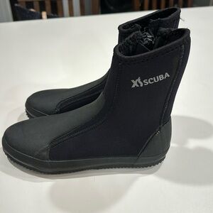 XS Scuba 5mm Deluxe Zip Boots Size 6